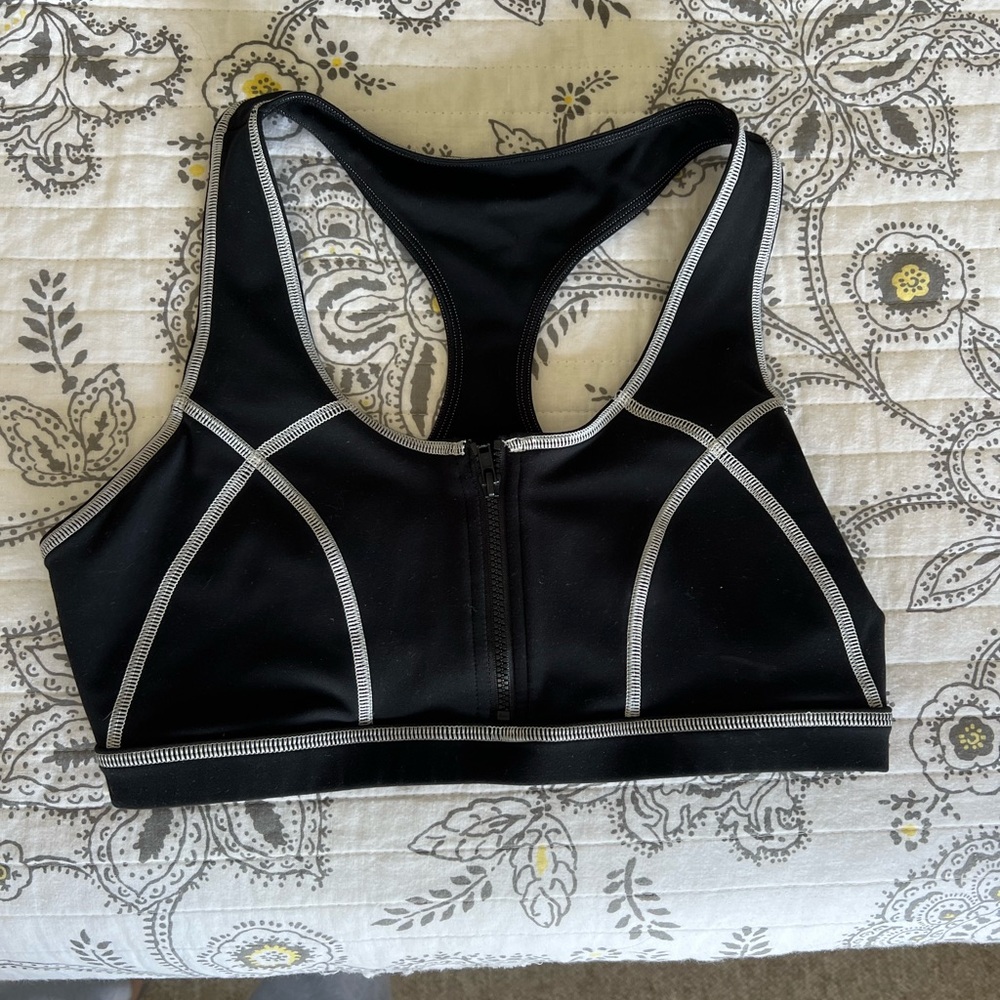 Spiritual Gangster Vera Zip Front Bra